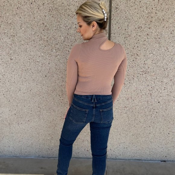 RIBBED CUT OUT LONG SLEEVE MOCKNECK- NUDE - Picture 8 of 8